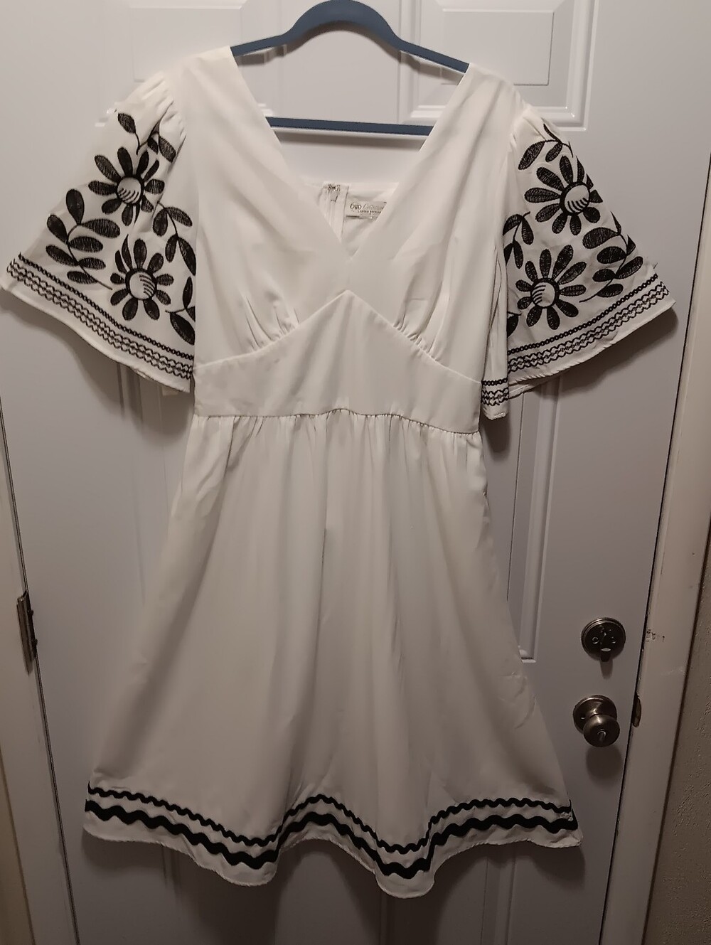 Euro Summer Resort Wear Boho Dress Sz L Embroidered Flare Sleeves Coastal Brunch